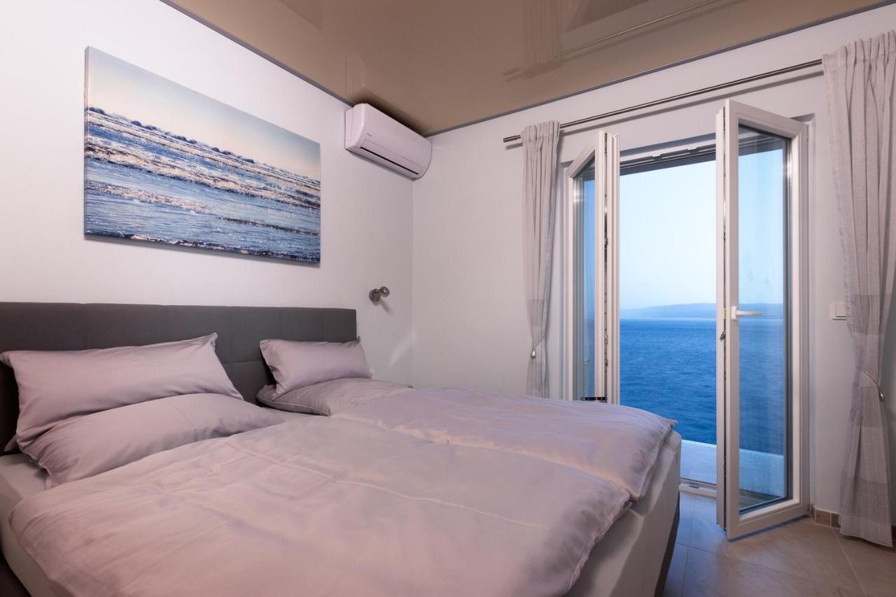 Beachfront Holiday Home - Private Heated Pool Міміце Екстер'єр фото