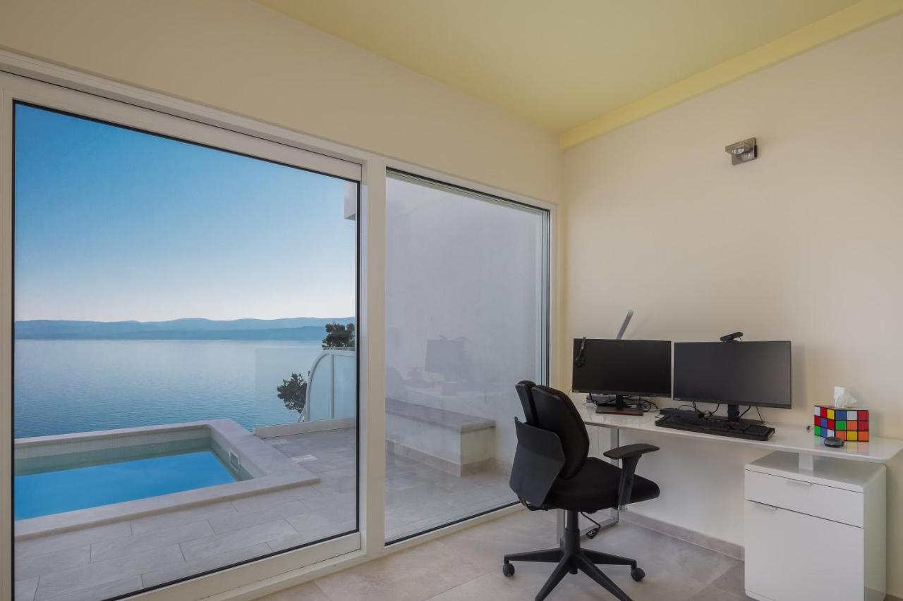 Beachfront Holiday Home - Private Heated Pool Міміце Екстер'єр фото