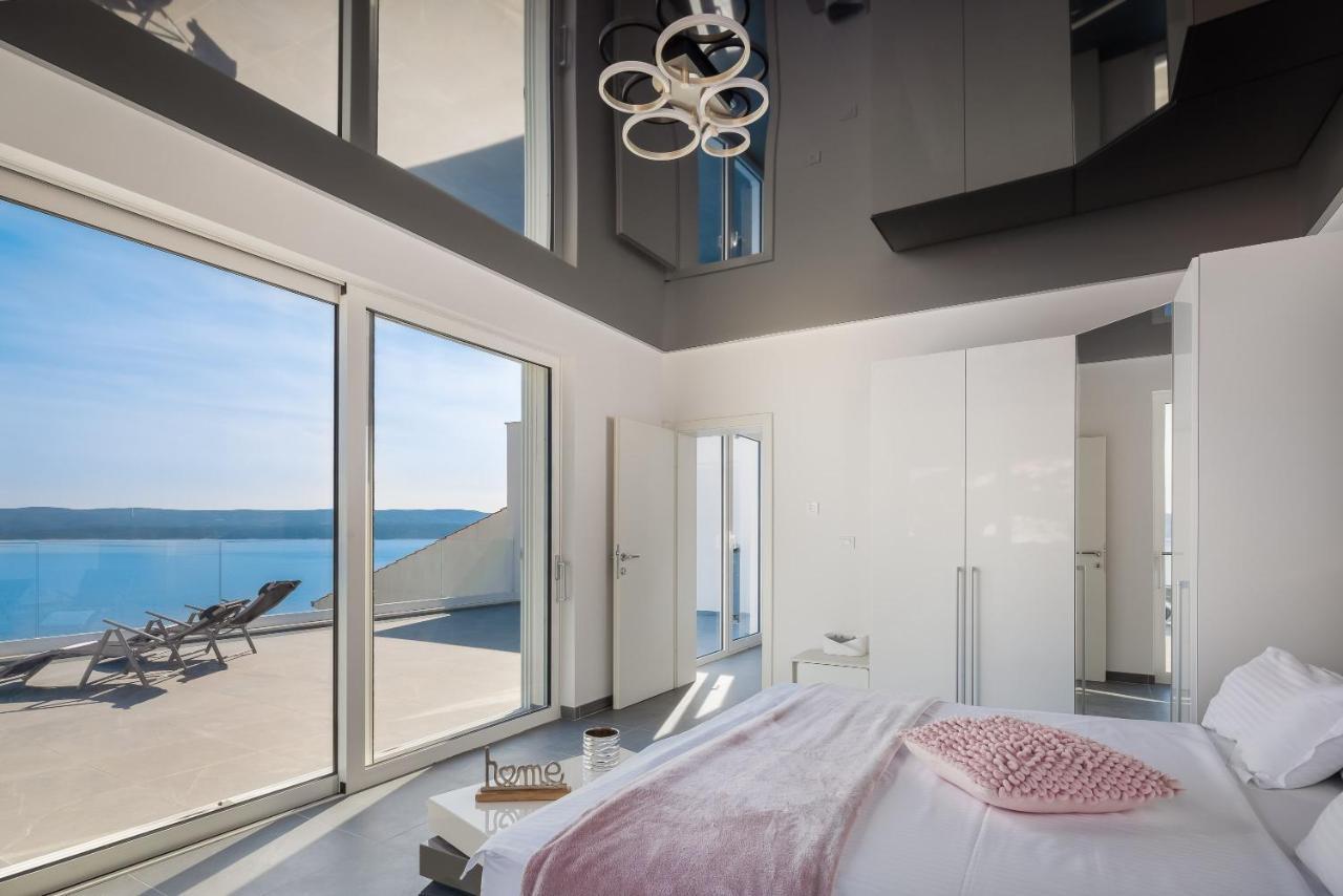 Beachfront Holiday Home - Private Heated Pool Міміце Екстер'єр фото